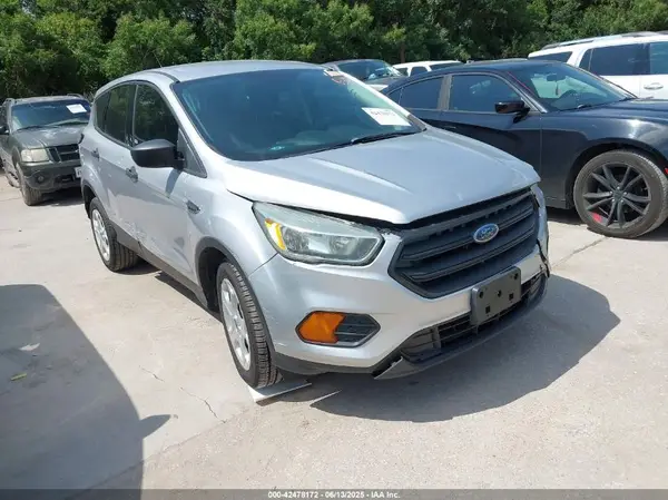 1FMCU0F73HUB88549 2017 FORD ESCAPE - Image 1