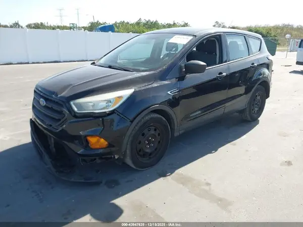 1FMCU0F73HUB91225 2017 FORD ESCAPE - Image 2