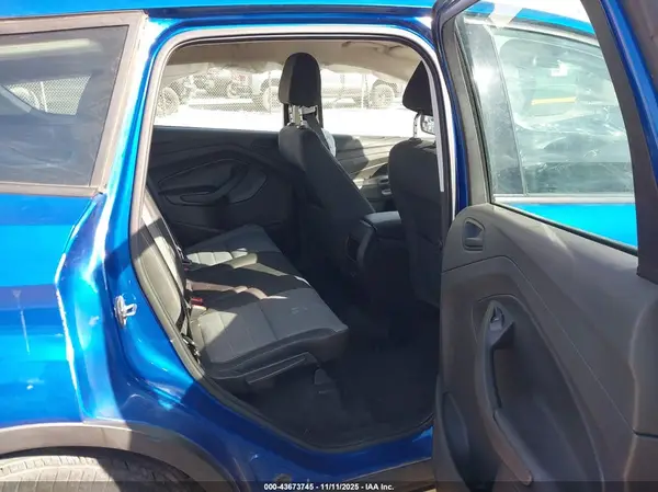 1FMCU0F73HUC00361 2017 FORD ESCAPE - Image 8