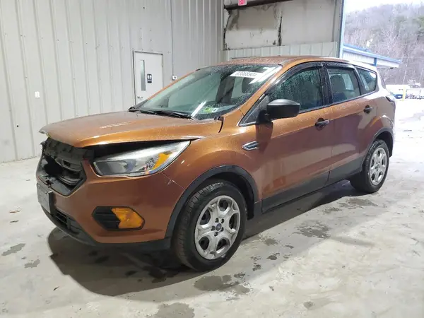 1FMCU0F73HUC00649 2017 FORD ESCAPE - Image 1