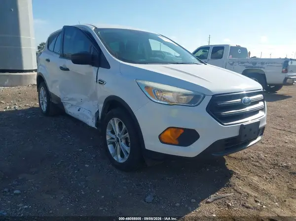 1FMCU0F73HUC00859 2017 FORD ESCAPE - Image 1
