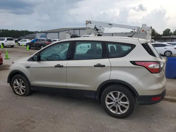 1FMCU0F73HUC19122 2017 FORD ESCAPE - Image 2