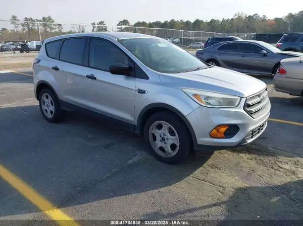 1FMCU0F73HUC42707 2017 FORD ESCAPE - Image 1