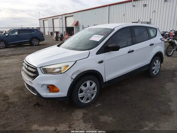1FMCU0F73HUC87243 2017 FORD ESCAPE - Image 2