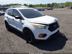 1FMCU0F73HUD21035 2017 FORD ESCAPE