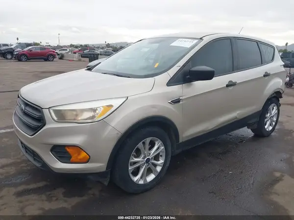 1FMCU0F73HUD60143 2017 FORD ESCAPE - Image 2