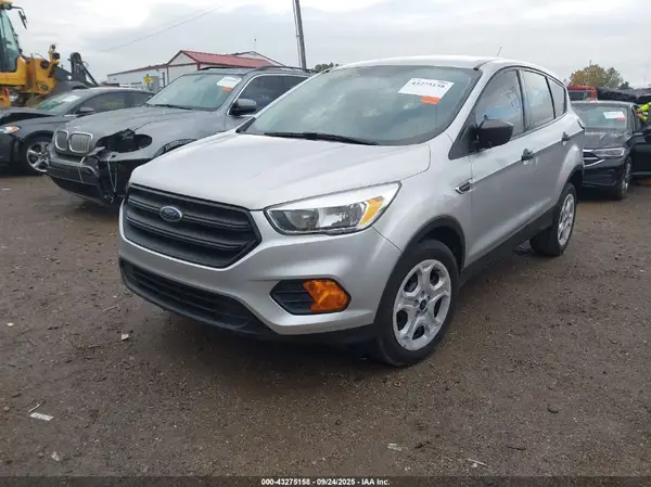 1FMCU0F73HUD74169 2017 FORD ESCAPE - Image 2