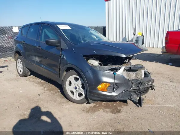 1FMCU0F73HUE35245 2017 FORD ESCAPE - Image 1