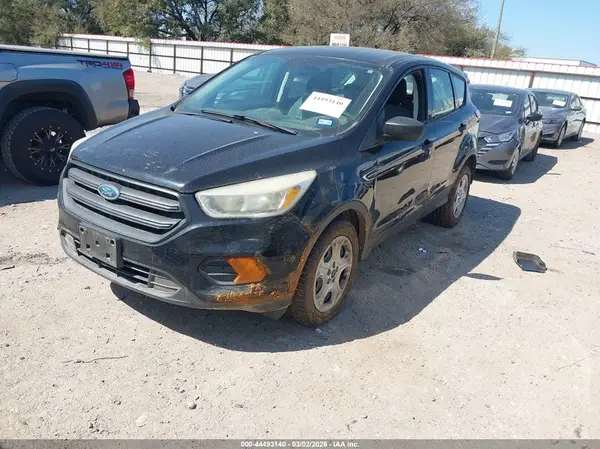 1FMCU0F73HUE94697 2017 FORD ESCAPE - Image 2