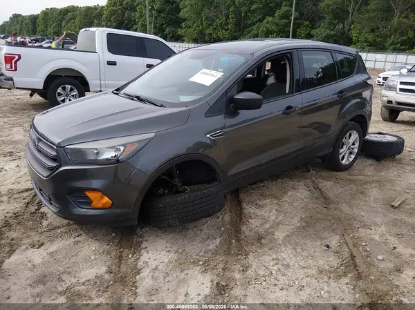 1FMCU0F73JUA48068 2018 FORD ESCAPE - Image 2