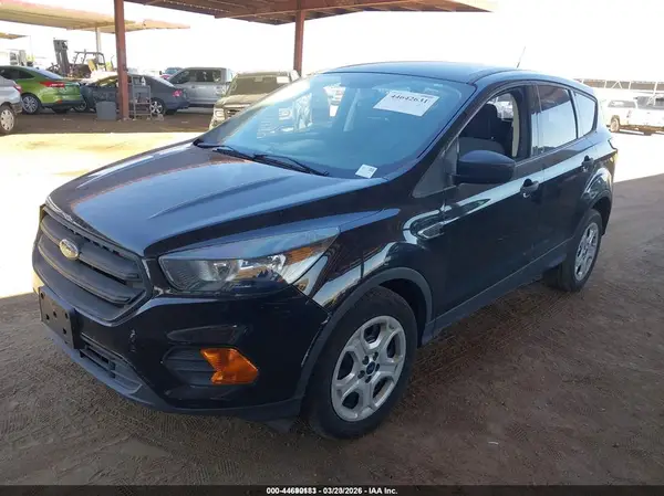 1FMCU0F73JUA56686 2018 FORD ESCAPE - Image 2
