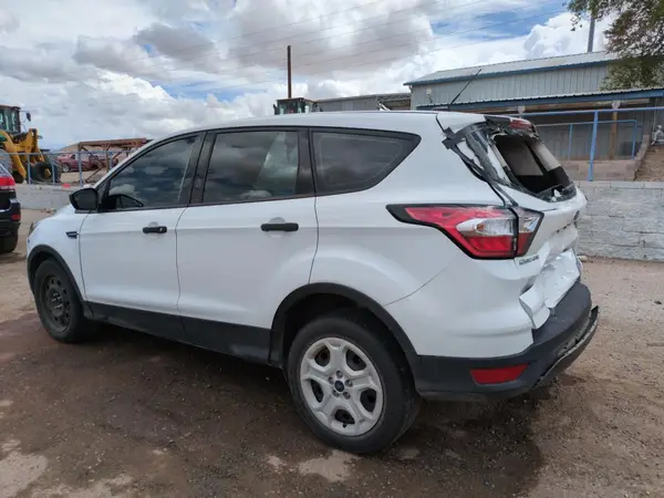 1FMCU0F73JUB16627 2018 FORD ESCAPE - Image 2