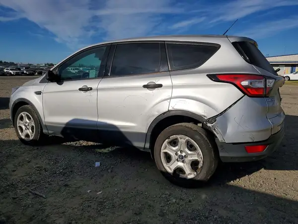 1FMCU0F73JUB53063 2018 FORD ESCAPE - Image 2