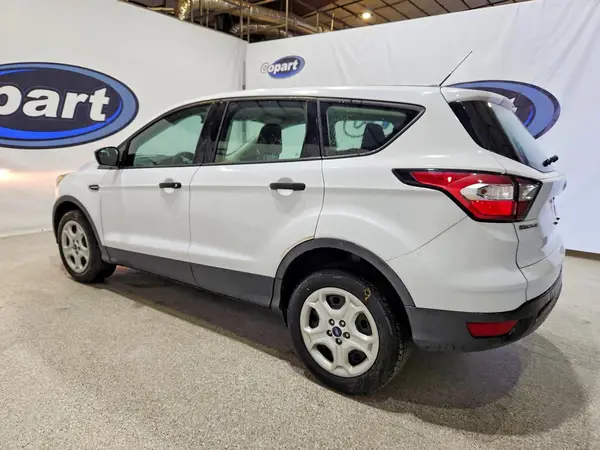 1FMCU0F73JUC89919 2018 FORD ESCAPE - Image 2