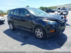 1FMCU0F73JUC91198 2018 FORD ESCAPE