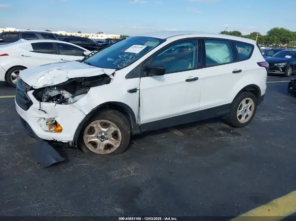 1FMCU0F73JUD30243 2018 FORD ESCAPE - Image 2