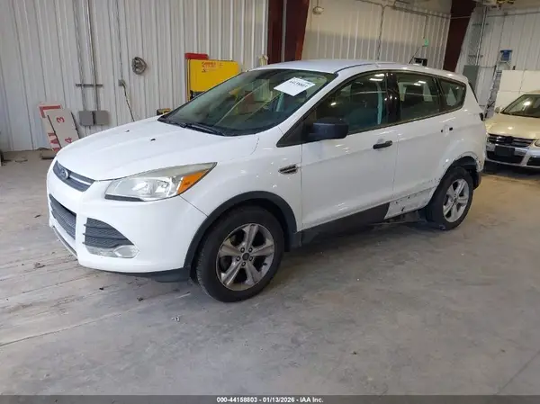 1FMCU0F73JUD60682 2018 FORD ESCAPE - Image 2