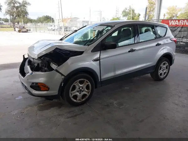 1FMCU0F73KUA12253 2019 FORD ESCAPE - Image 2