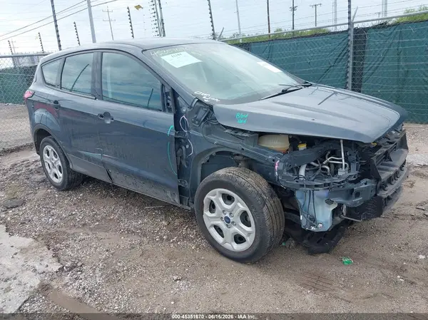 1FMCU0F73KUA17856 2019 FORD ESCAPE - Image 1