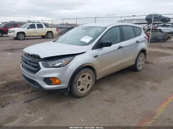 1FMCU0F73KUA19168 2019 FORD ESCAPE - Image 2