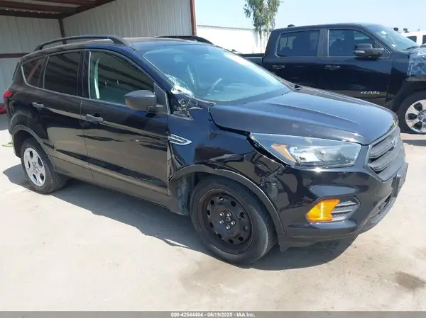 1FMCU0F73KUA20692 2019 FORD ESCAPE - Image 1