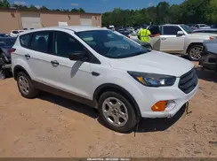 1FMCU0F73KUA22670 2019 FORD ESCAPE