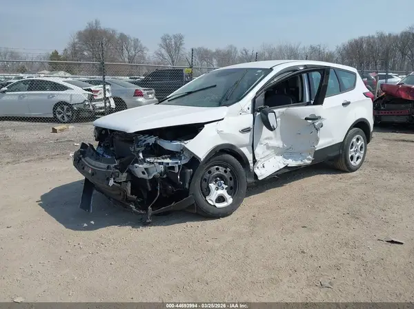 1FMCU0F73KUB14197 2019 FORD ESCAPE - Image 2