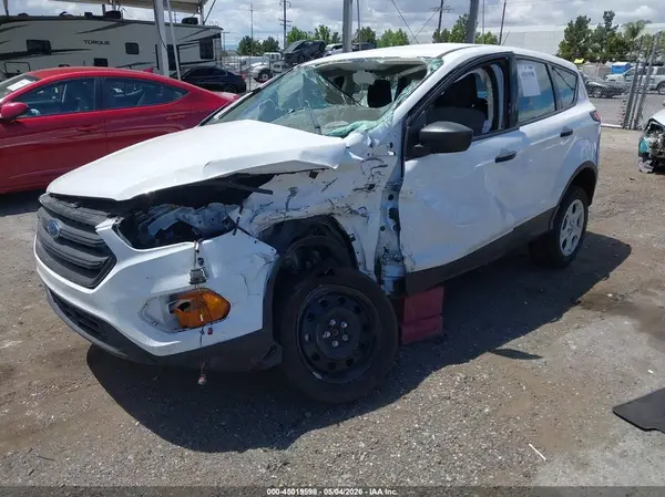 1FMCU0F73KUC04952 2019 FORD ESCAPE - Image 2