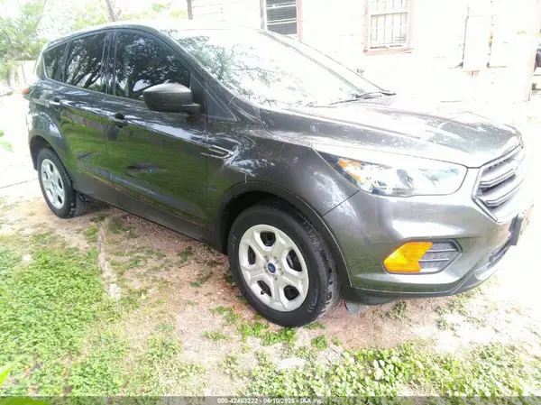 1FMCU0F73KUC25400 2019 FORD ESCAPE - Image 1