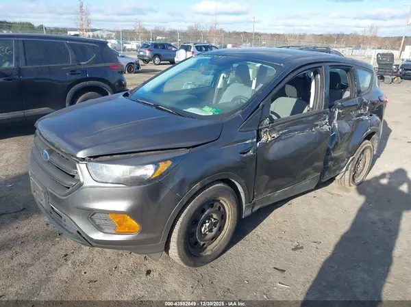1FMCU0F73KUC47123 2019 FORD ESCAPE - Image 2