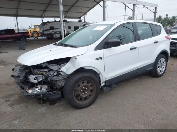 1FMCU0F74GUA23026 2016 FORD ESCAPE - Image 2