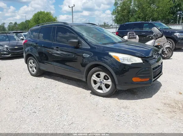 1FMCU0F74GUA70833 2016 FORD ESCAPE - Image 1