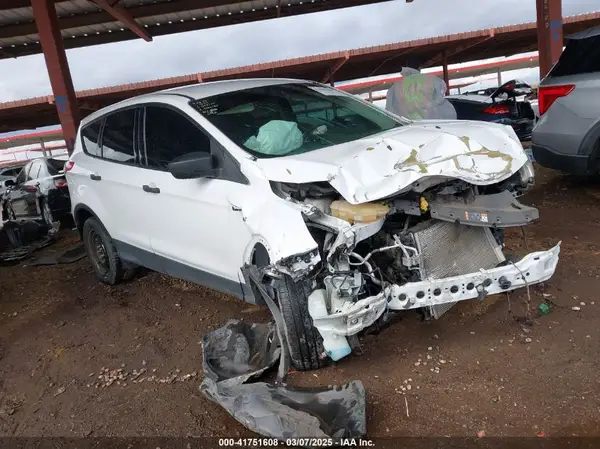 1FMCU0F74GUC43895 2016 FORD ESCAPE - Image 1