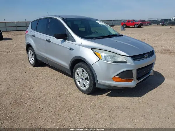 1FMCU0F74GUC88075 2016 FORD ESCAPE - Image 1