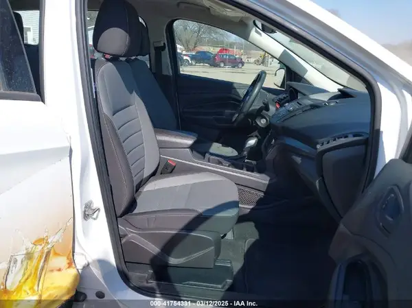 1FMCU0F74HUA03280 2017 FORD ESCAPE - Image 1