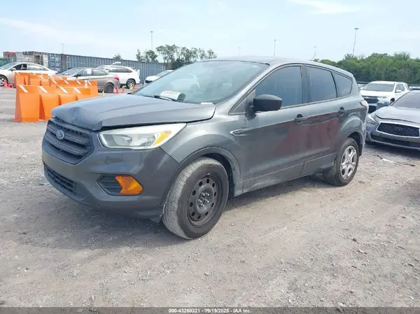 1FMCU0F74HUA75497 2017 FORD ESCAPE - Image 2