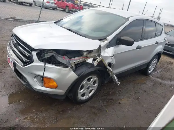 1FMCU0F74HUB36492 2017 FORD ESCAPE - Image 2