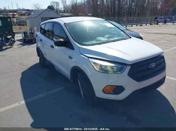 1FMCU0F74HUB56421 2017 FORD ESCAPE - Image 1