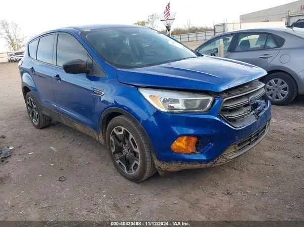 1FMCU0F74HUC10414 2017 FORD ESCAPE - Image 1