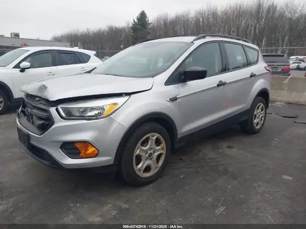 1FMCU0F74HUC91611 2017 FORD ESCAPE - Image 2