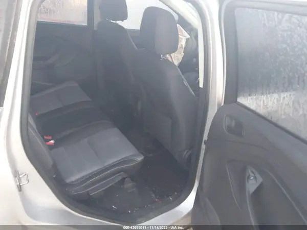 1FMCU0F74HUD17933 2017 FORD ESCAPE - Image 8