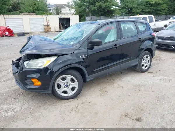 1FMCU0F74HUD20945 2017 FORD ESCAPE - Image 2
