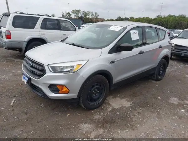 1FMCU0F74HUD84192 2017 FORD ESCAPE - Image 2