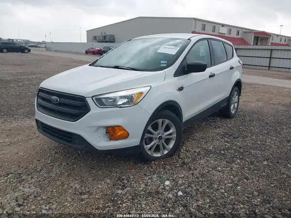 1FMCU0F74HUD86136 2017 FORD ESCAPE - Image 2