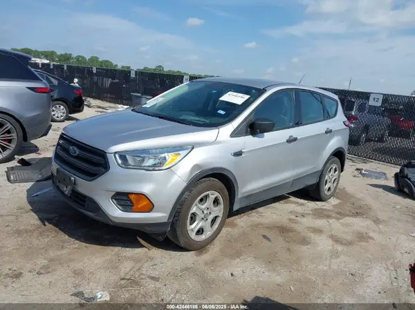 1FMCU0F74HUE26019 2017 FORD ESCAPE - Image 2