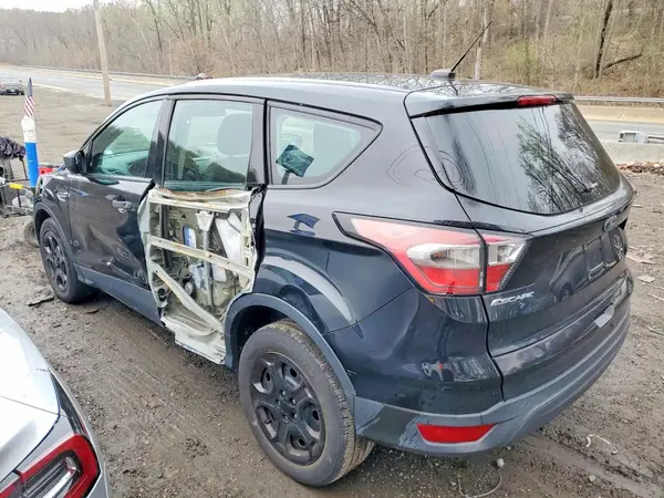 1FMCU0F74HUF02953 2017 FORD ESCAPE - Image 2