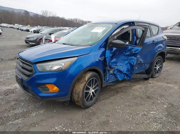 1FMCU0F74JUA17895 2018 FORD ESCAPE - Image 2