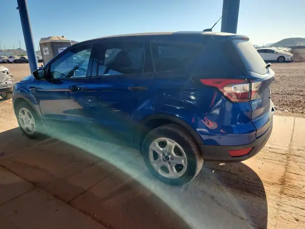 1FMCU0F74JUC35996 2018 FORD ESCAPE - Image 2