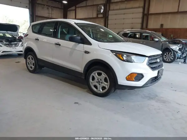 1FMCU0F74JUD15217 2018 FORD ESCAPE - Image 1