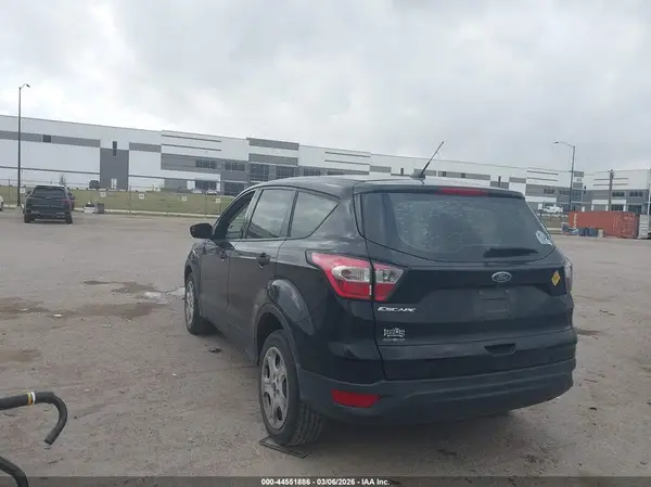 1FMCU0F74JUD28923 2018 FORD ESCAPE - Image 2